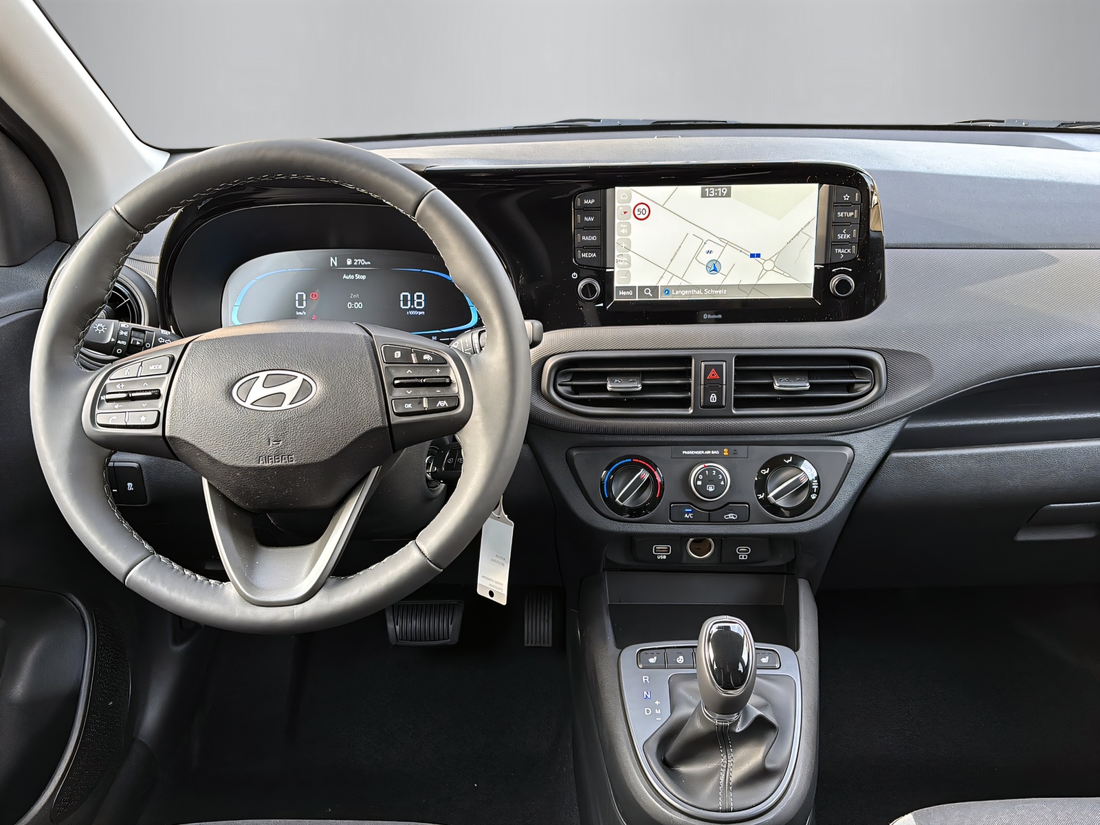 HYUNDAI i10 1.2 Amplia-image-12