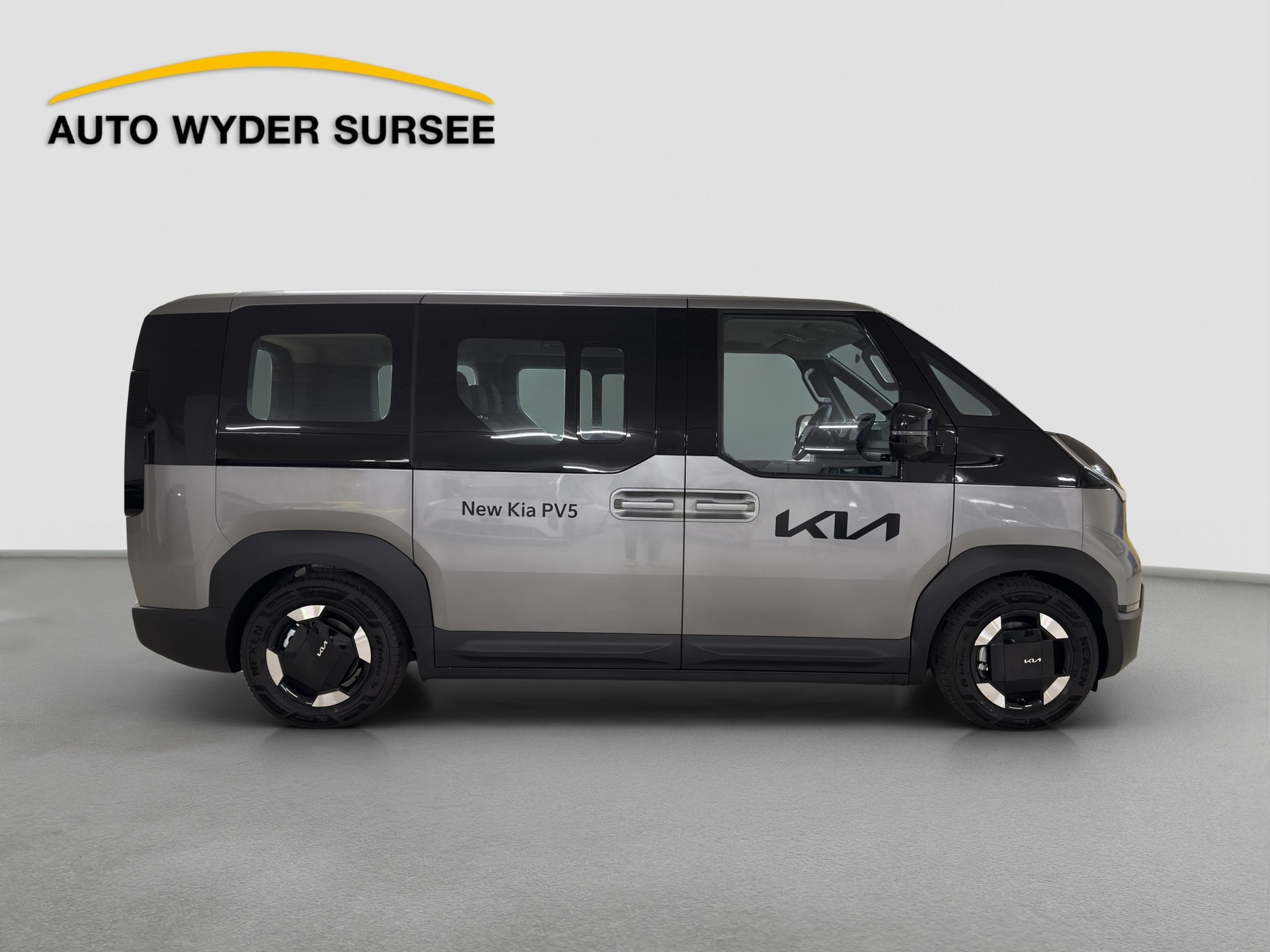 KIA PV5 Passenger 71.2 kWh Elite-image-6