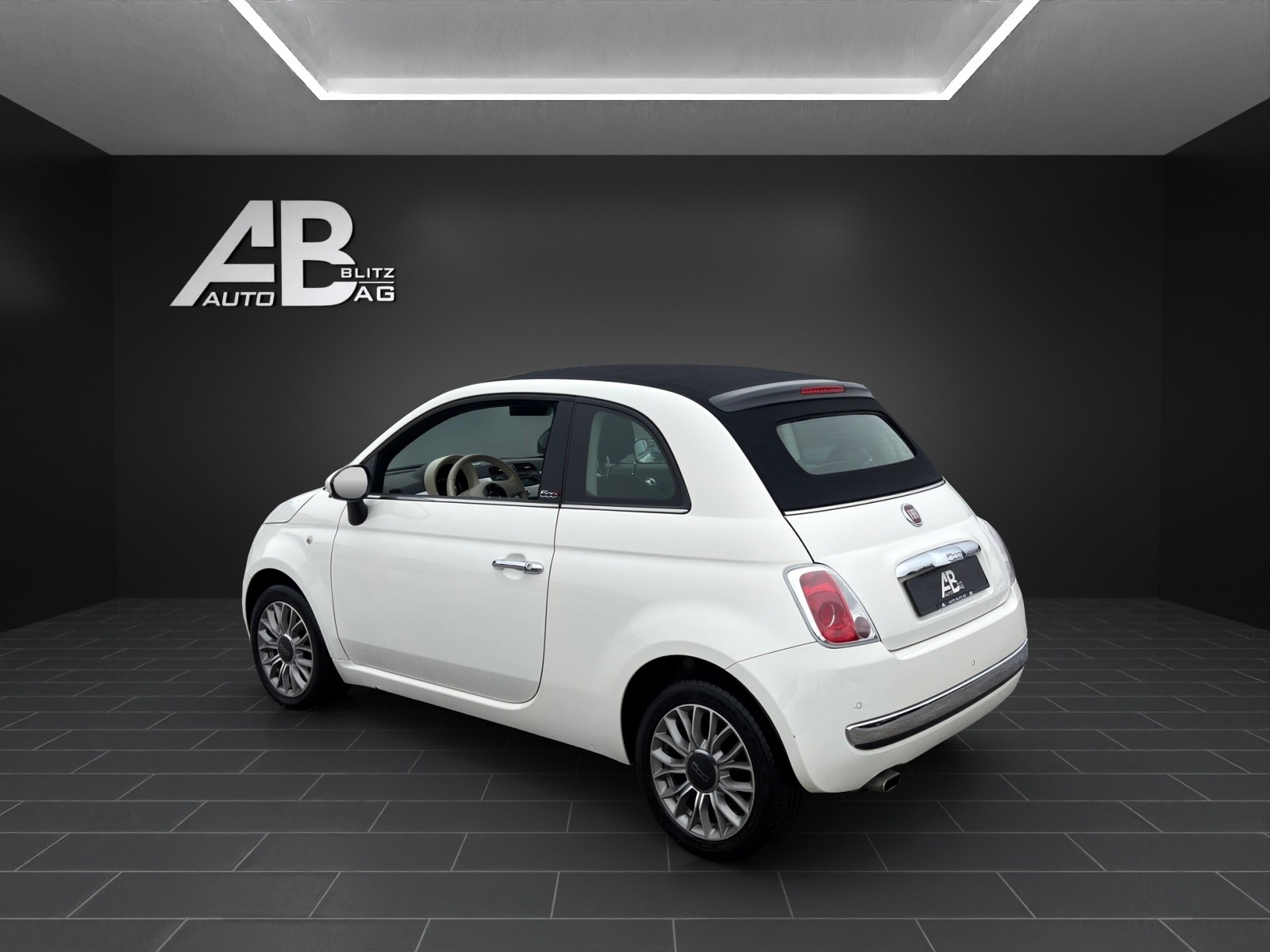 FIAT 500C 1.2 Lounge-image-2