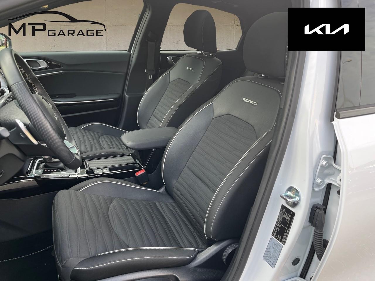KIA XCeed 1.5 T-GDi MHEV GT-Line-image-11