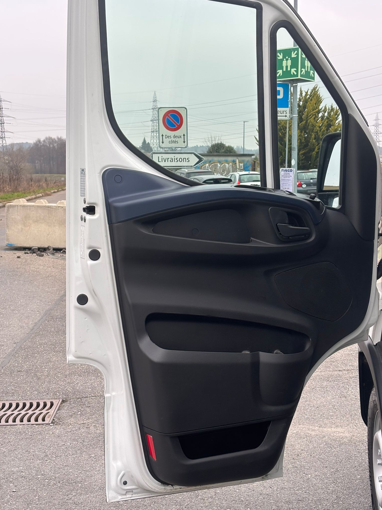 IVECO 35 S 16 A8 V-image-19