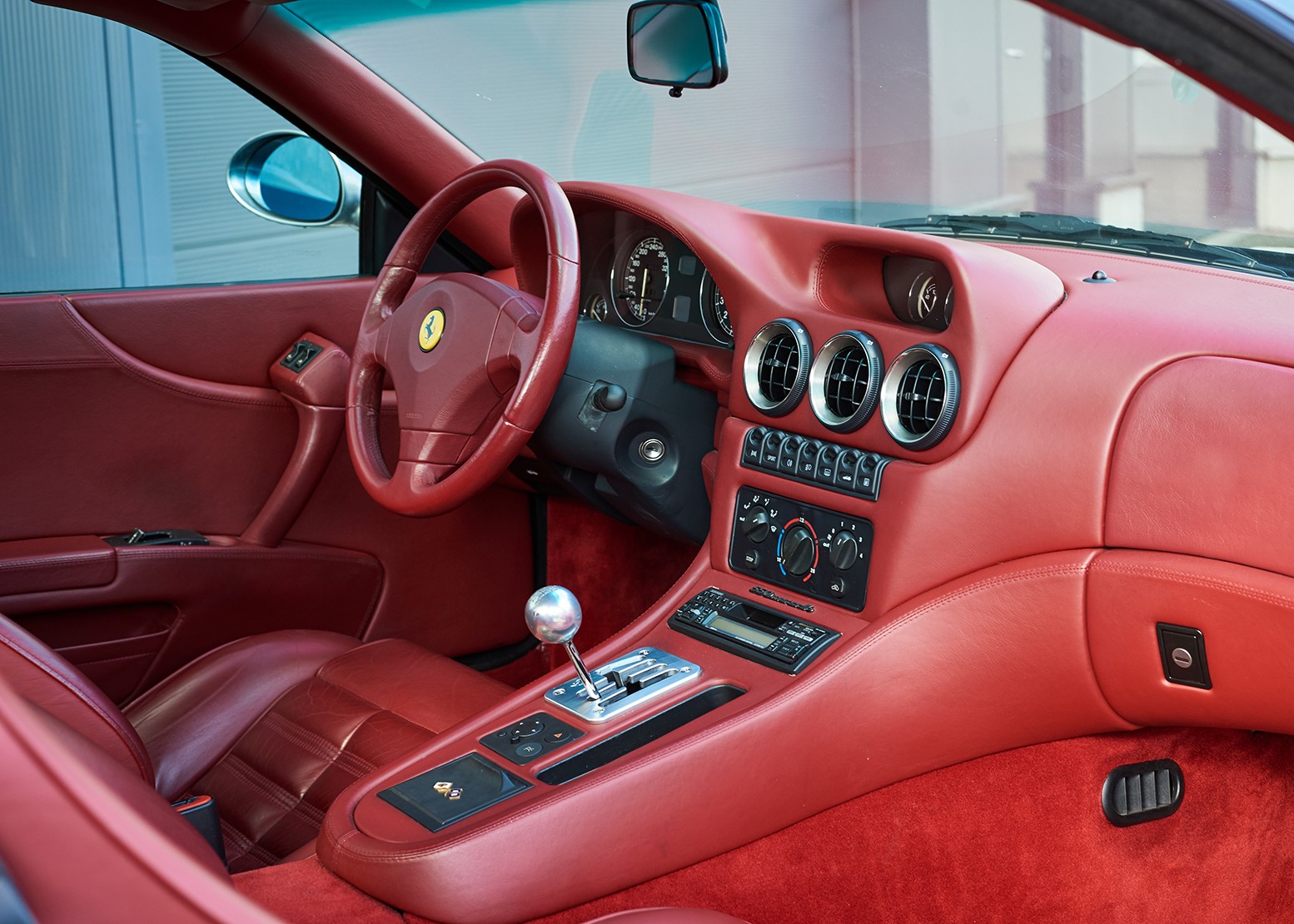 FERRARI F550 Maranello-image-6