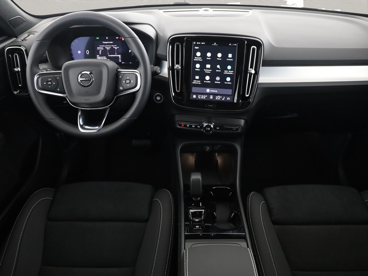 VOLVO XC40 2.0 B4 MH Black Edition-image-8