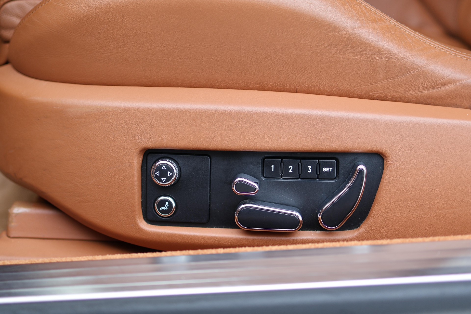 BENTLEY Continental GT 6.0-image-14