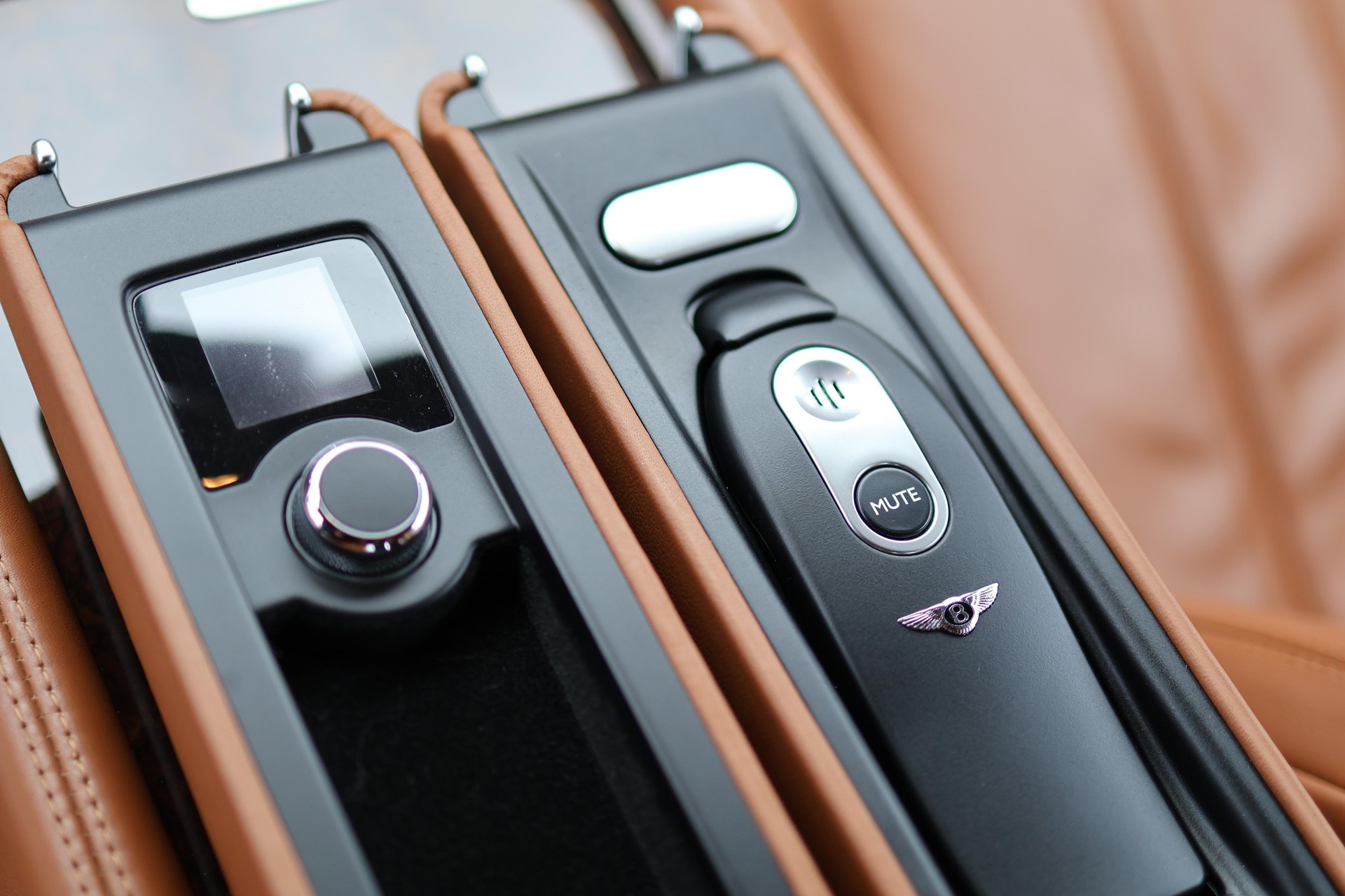 BENTLEY Continental GT 6.0-image-26