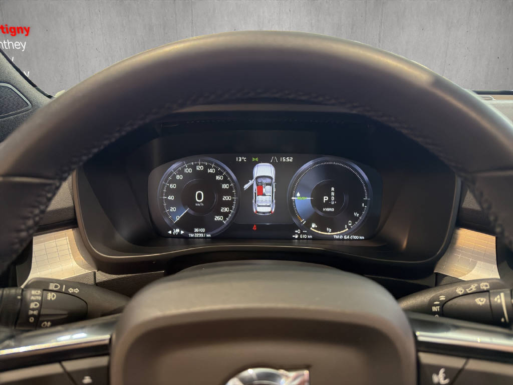 VOLVO XC40 1.5 T4 PiH Core-image-12
