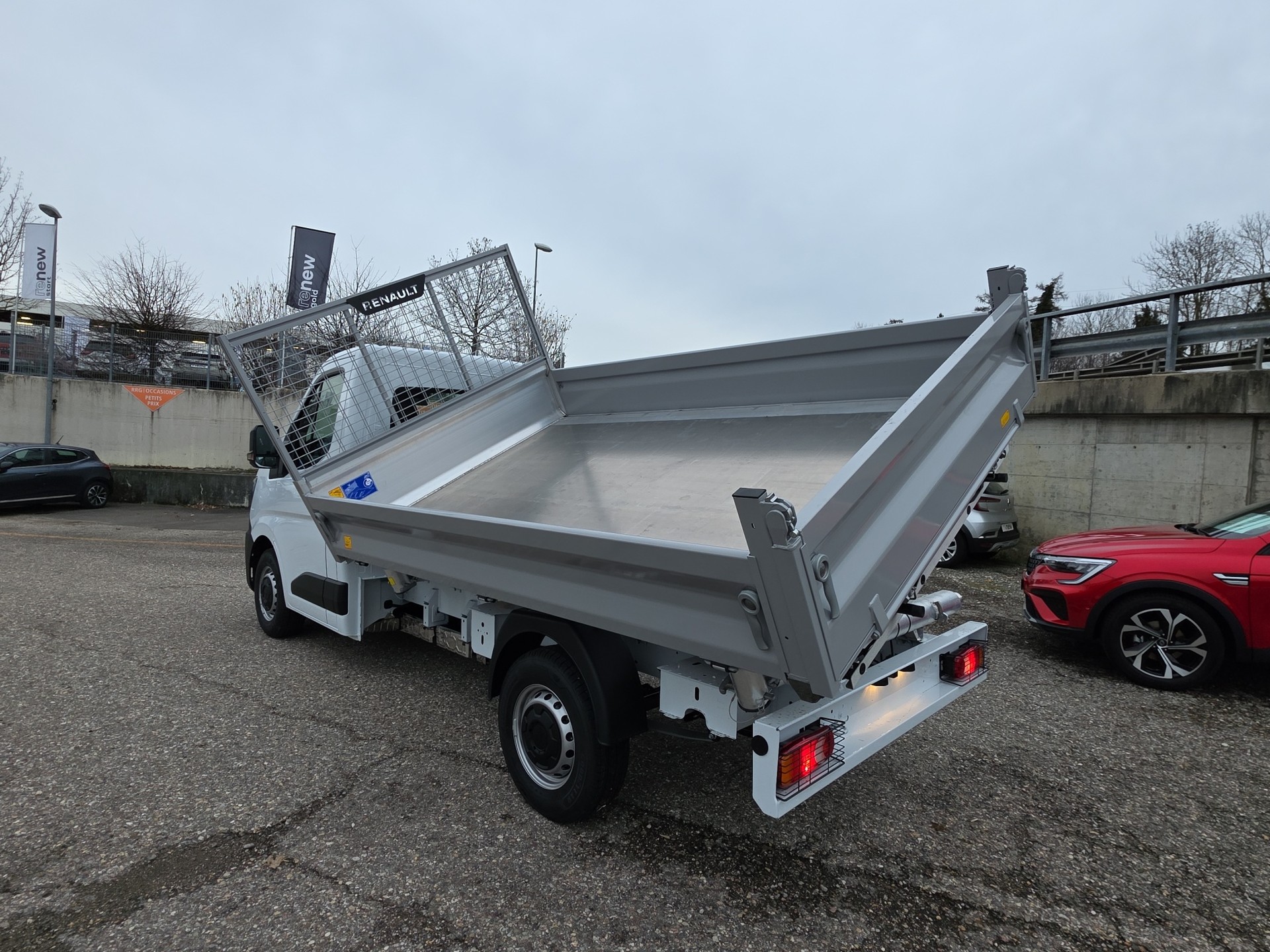 RENAULT Master T35 Blue dCi 150 Drei Seite Kipper L2H1-image-8