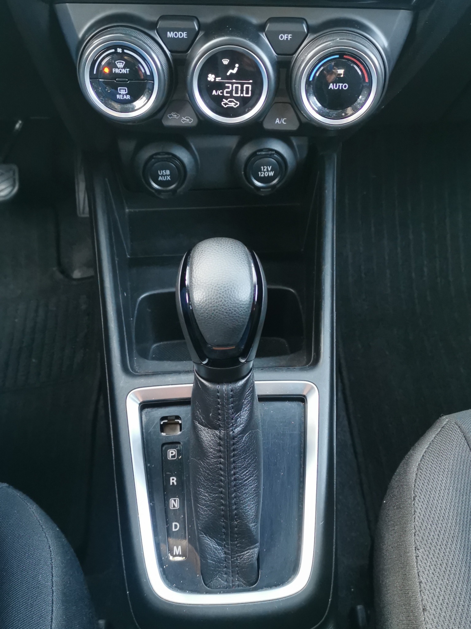 SUZUKI Swift 1.2 Compact Top Hybrid CVT AUT-image-19