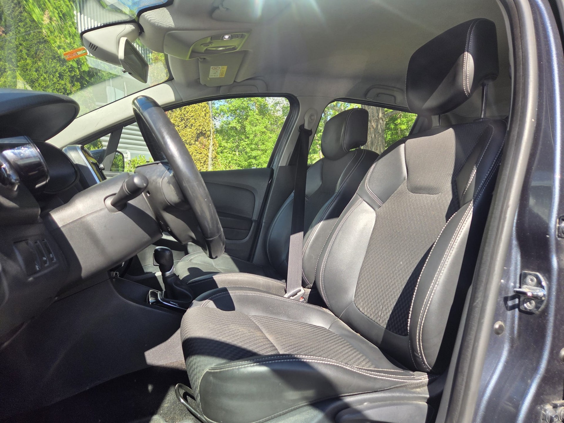 RENAULT Clio 1.2 16V T Intens EDC ** Automatique **-image-4