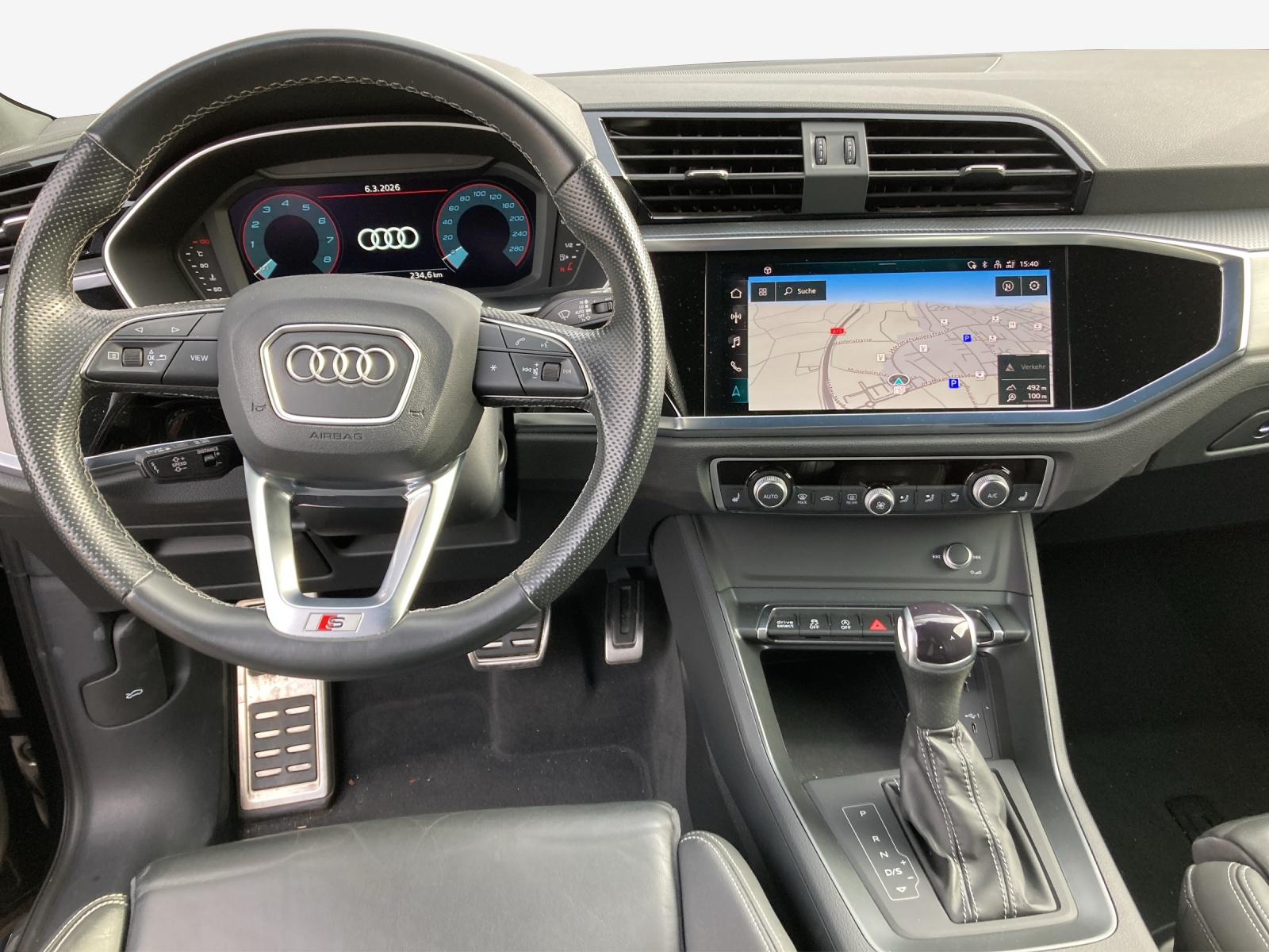 AUDI Q3 Sportback 35 TFSI S line Attraction S-tronic-image-8