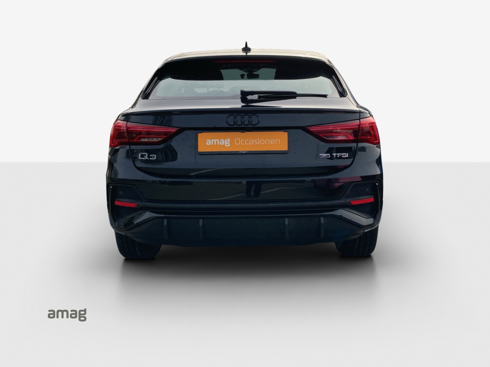 AUDI Q3 Sportback 35 TFSI S line Attraction S-tronic-showroom-element-3
