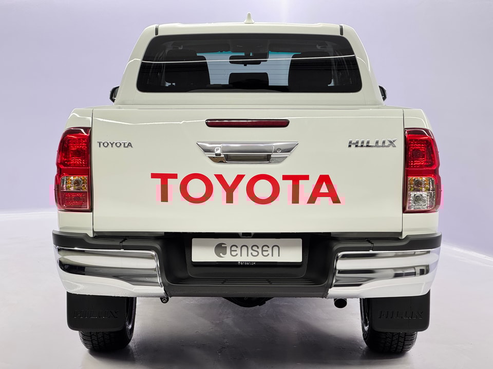 Hilux Double Cab 2.8 D-4D MHEV 204 Style 4x4