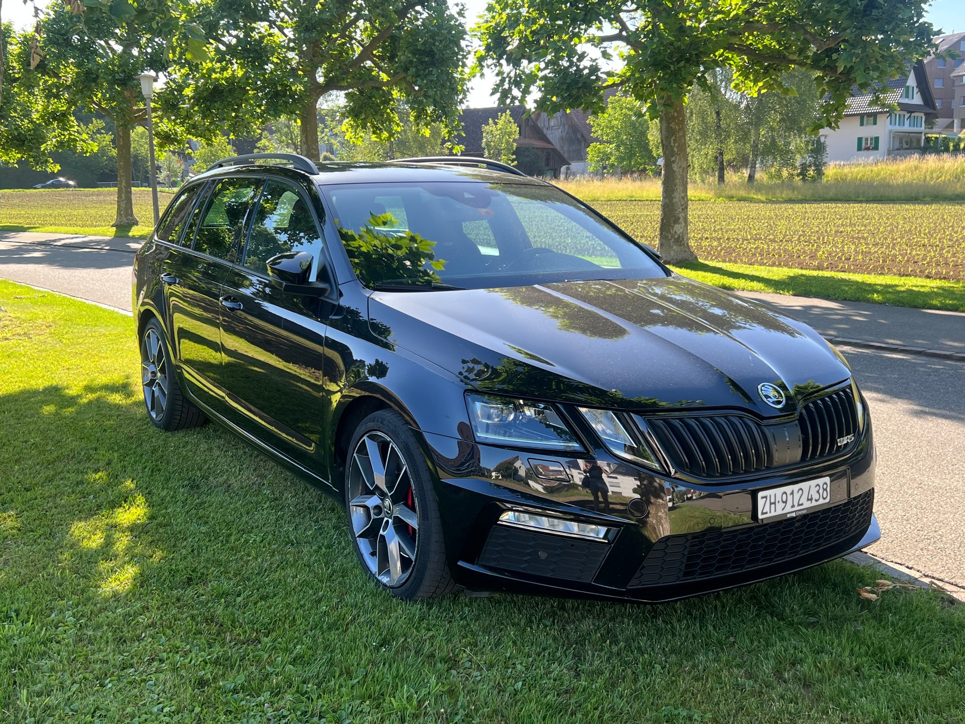 SKODA Octavia Combi 2.0 TSI RS DSG-image-0