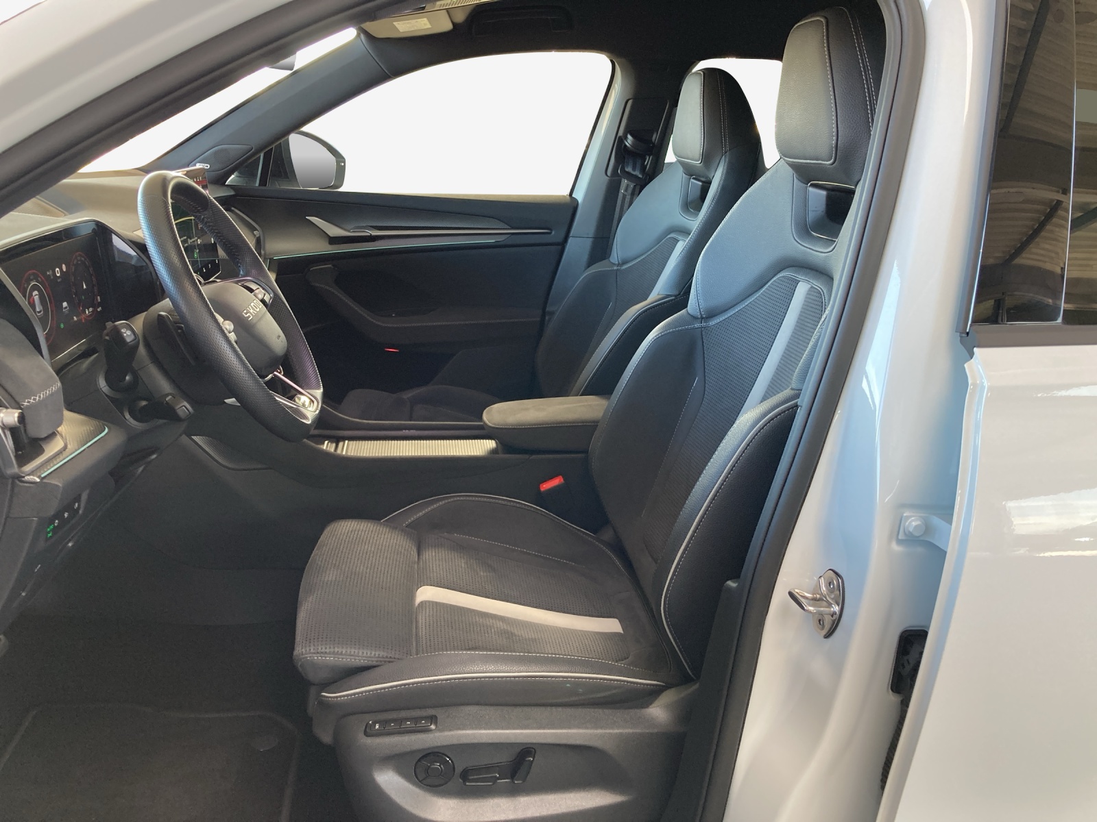 SKODA Kodiaq 2.0 TDI Sportline 4x4-image-7
