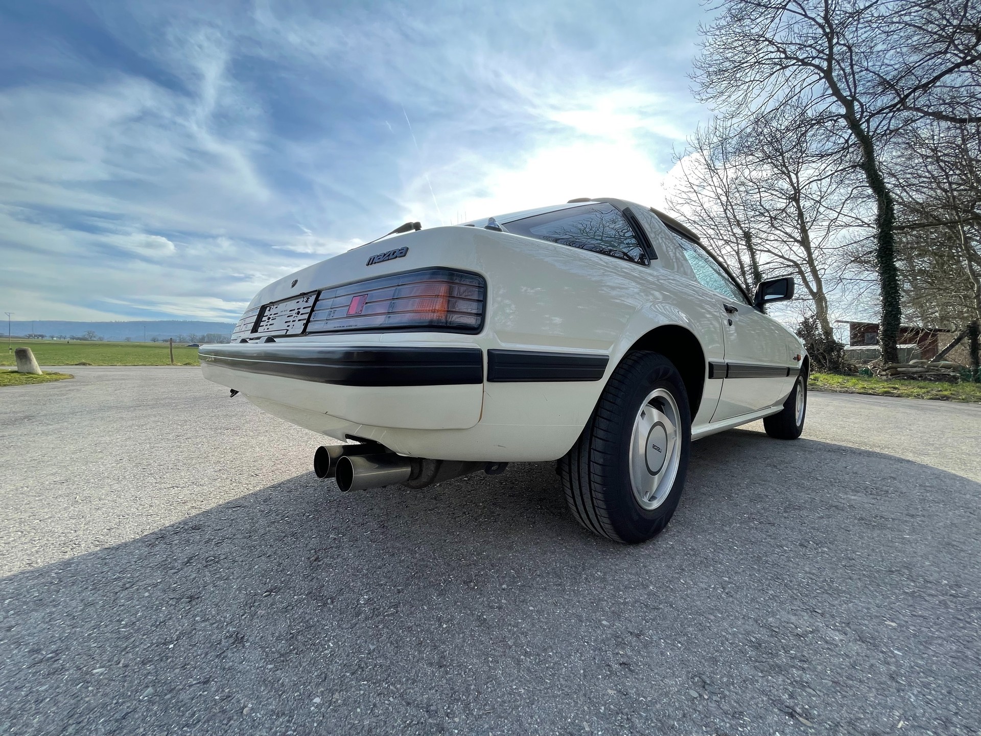 MAZDA RX-7 2.3, Veteranen-Fahrzeug, wird frisch geprüft-image-21