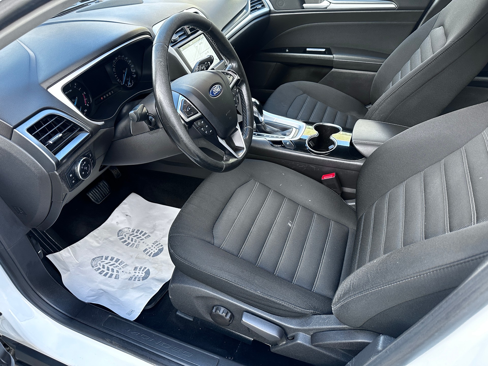 FORD Mondeo 2.0 TDCi Trend PowerShift-image-7