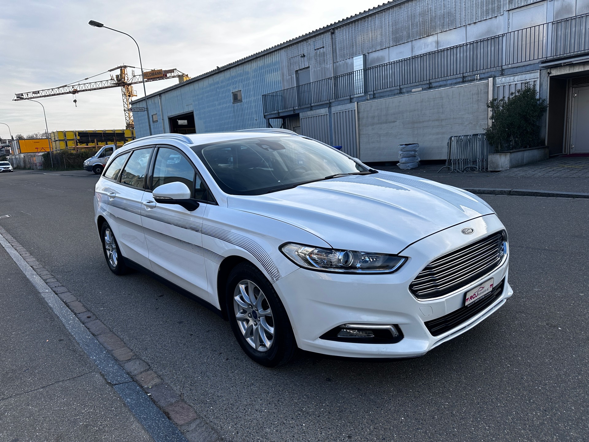 FORD Mondeo 2.0 TDCi Trend PowerShift-image-3