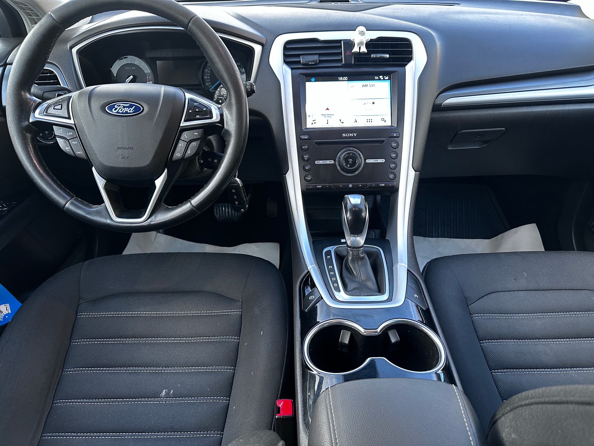 FORD Mondeo 2.0 TDCi Trend PowerShift-image-10