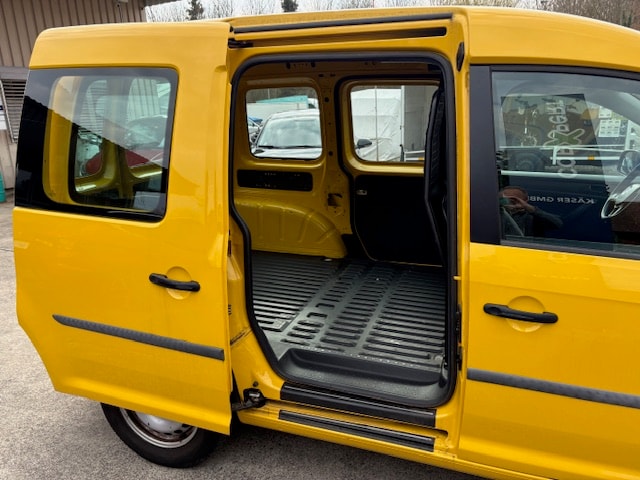 VW Caddy 1.0 TSI BlueMotion Technology-image-6