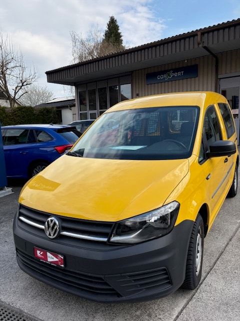VW Caddy 1.0 TSI BlueMotion Technology-image-0