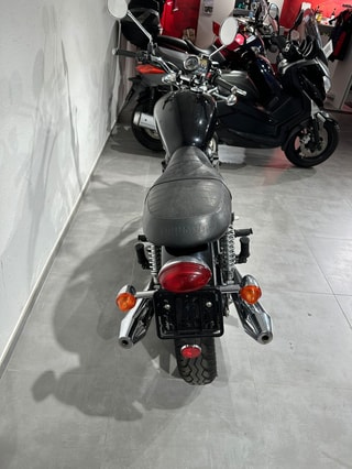 TRIUMPH Bonneville 900 i-image-11