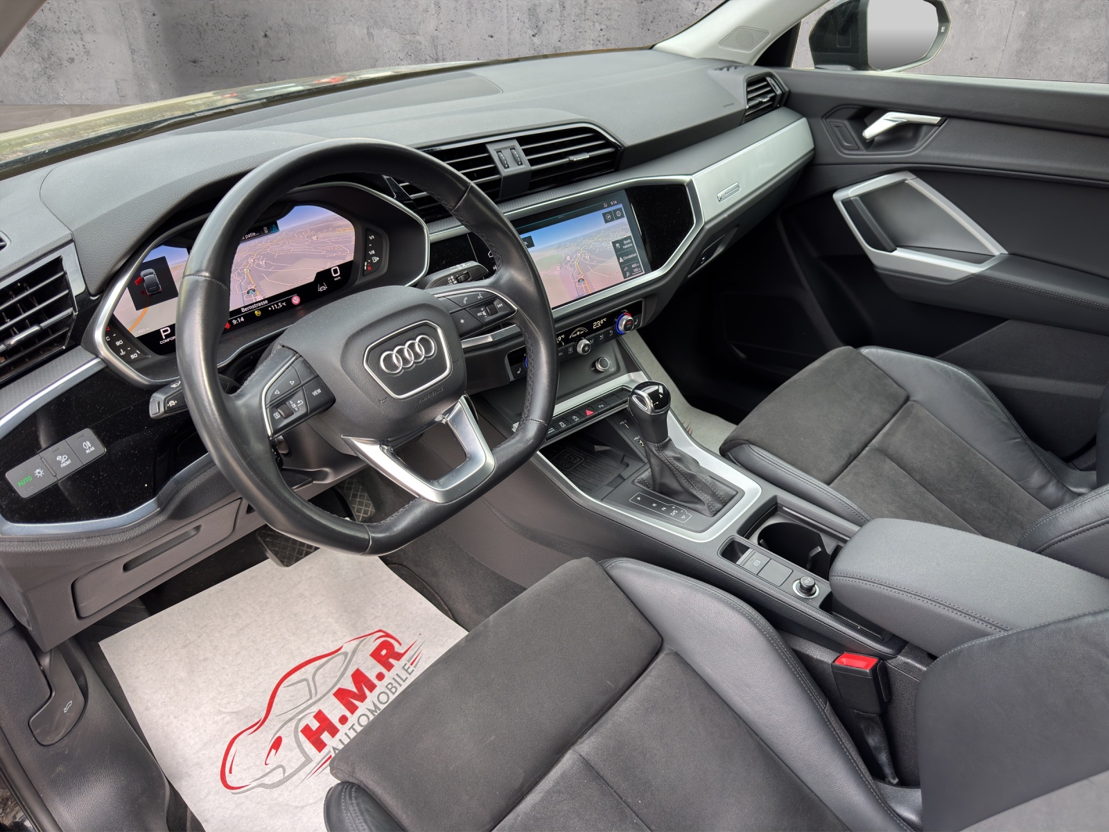 AUDI Q3 Sportback 35 TFSI Attraction S-tronic-image-8