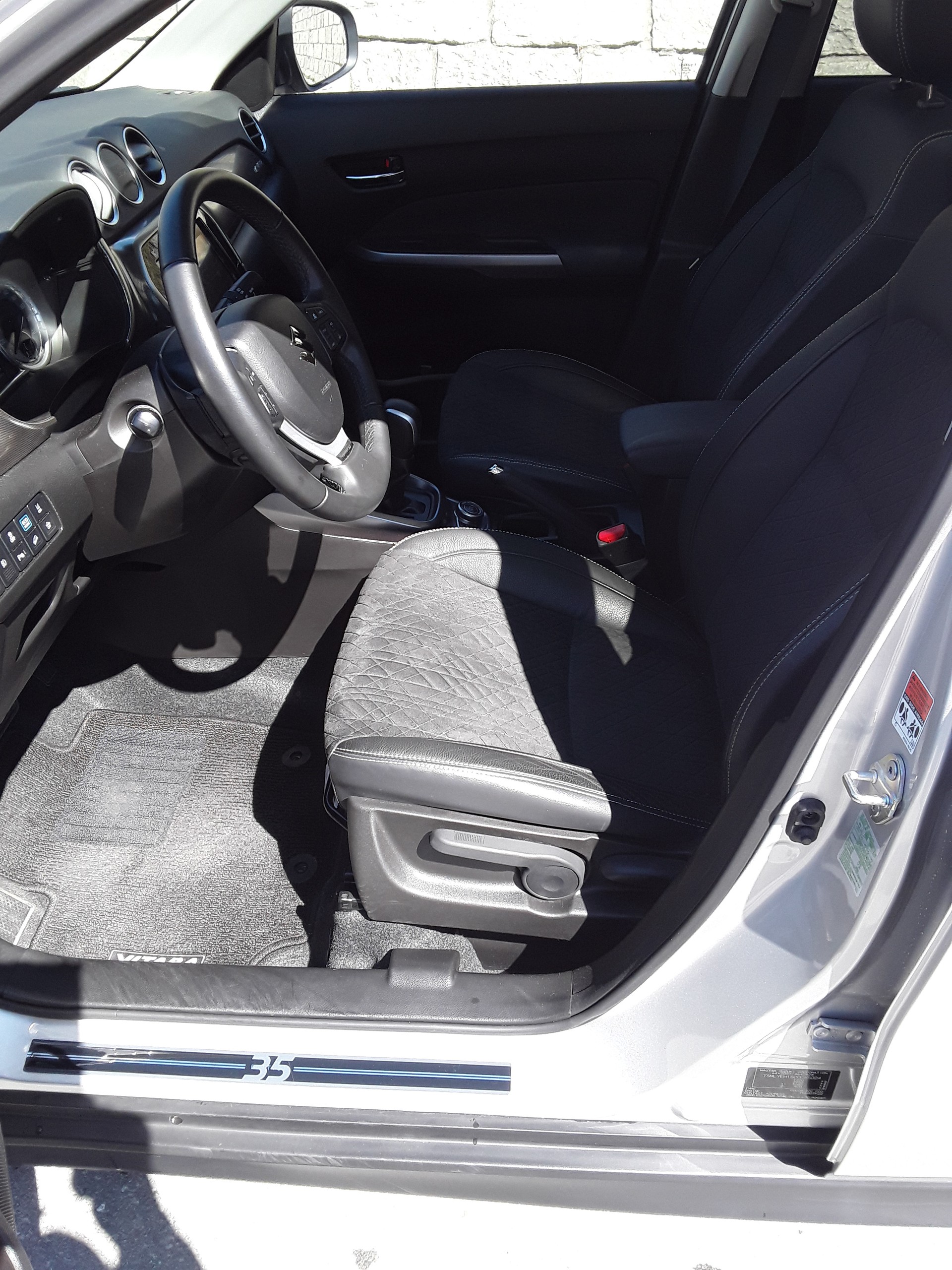 SUZUKI Vitara 1.5 Hybrid Edition 35 4x4 AGS-image-7