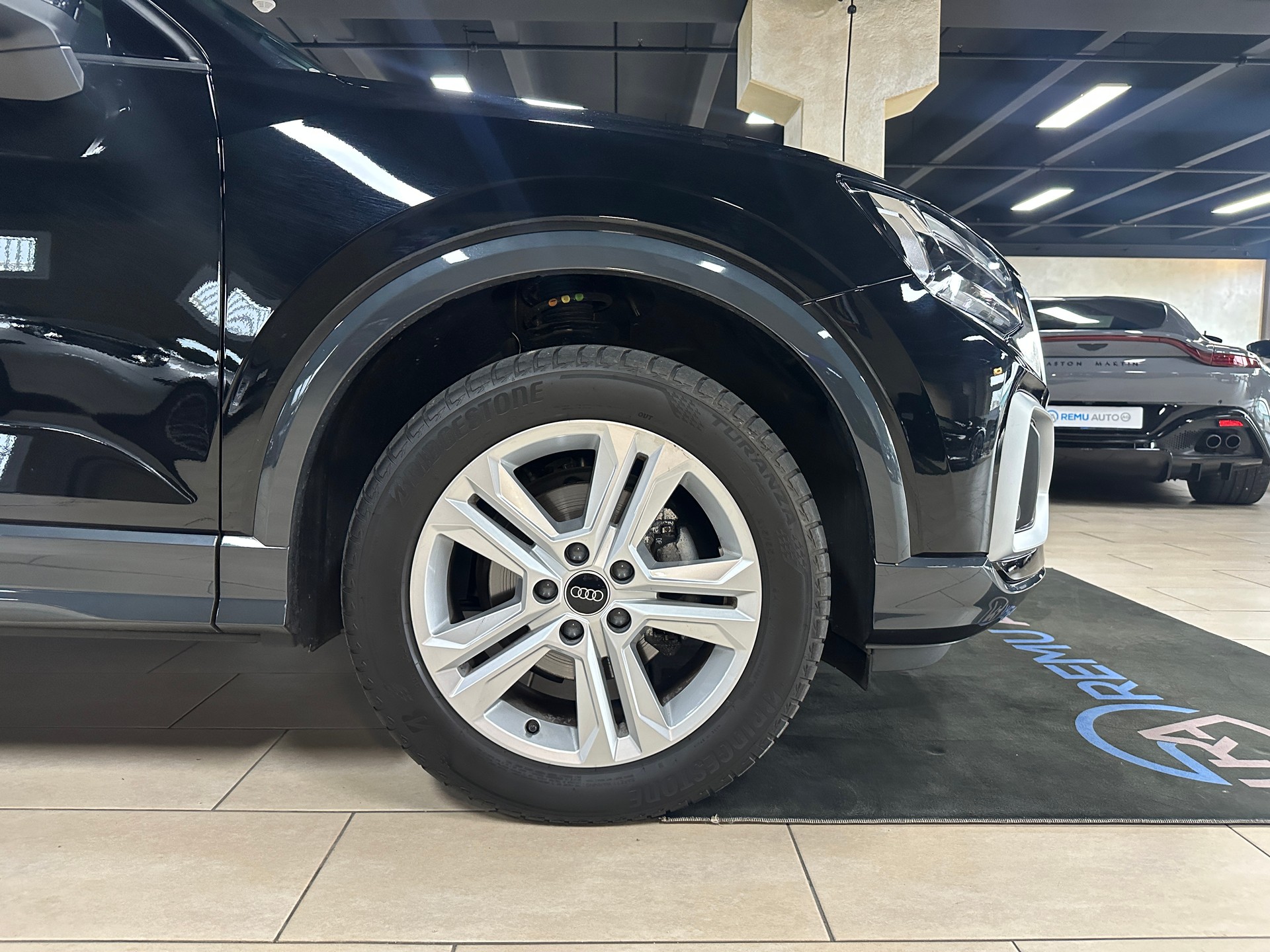 AUDI Q2 35 TFSI S-tronic-image-9