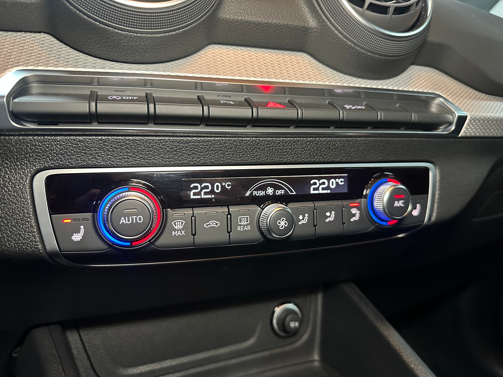 AUDI Q2 35 TFSI S-tronic-image-23