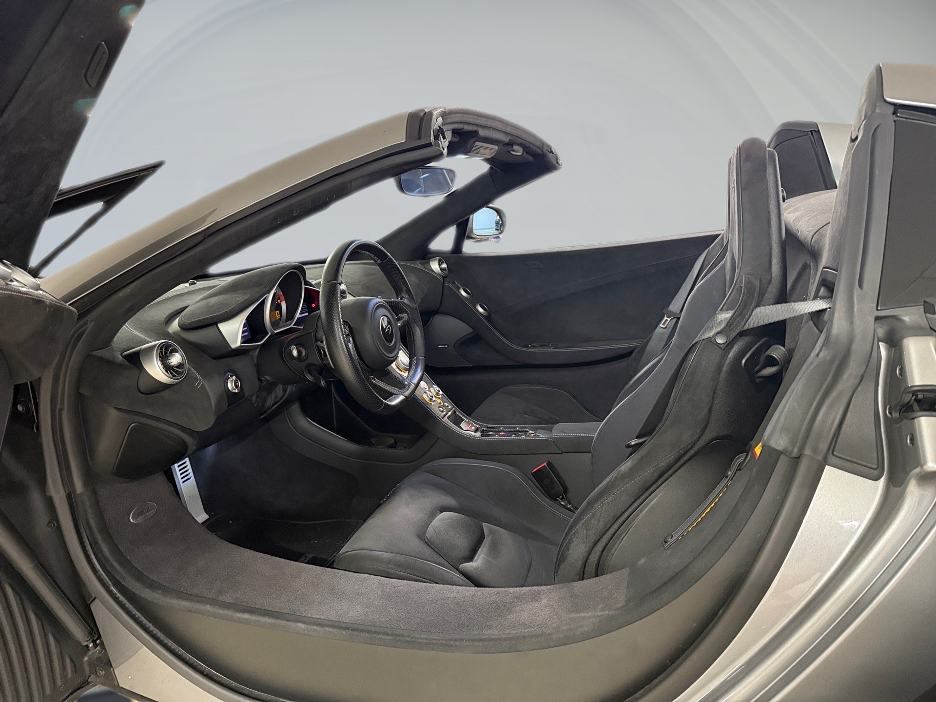 McLAREN 650S Spider 3.8 V8 SSG FULL CARBON-image-11
