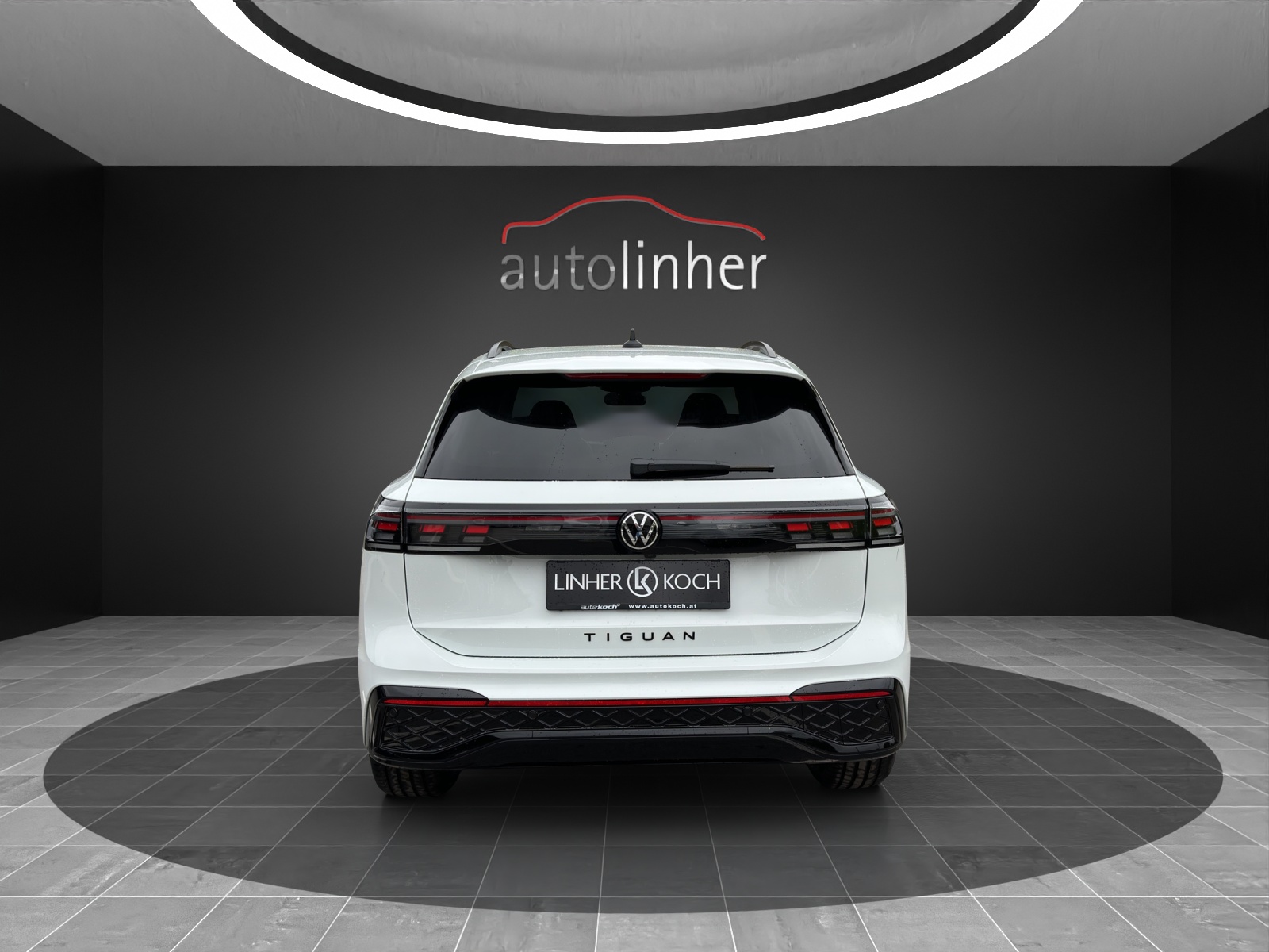 VW Tiguan 2.0 TDI SCR R-Line 4Motion DSG-image-3
