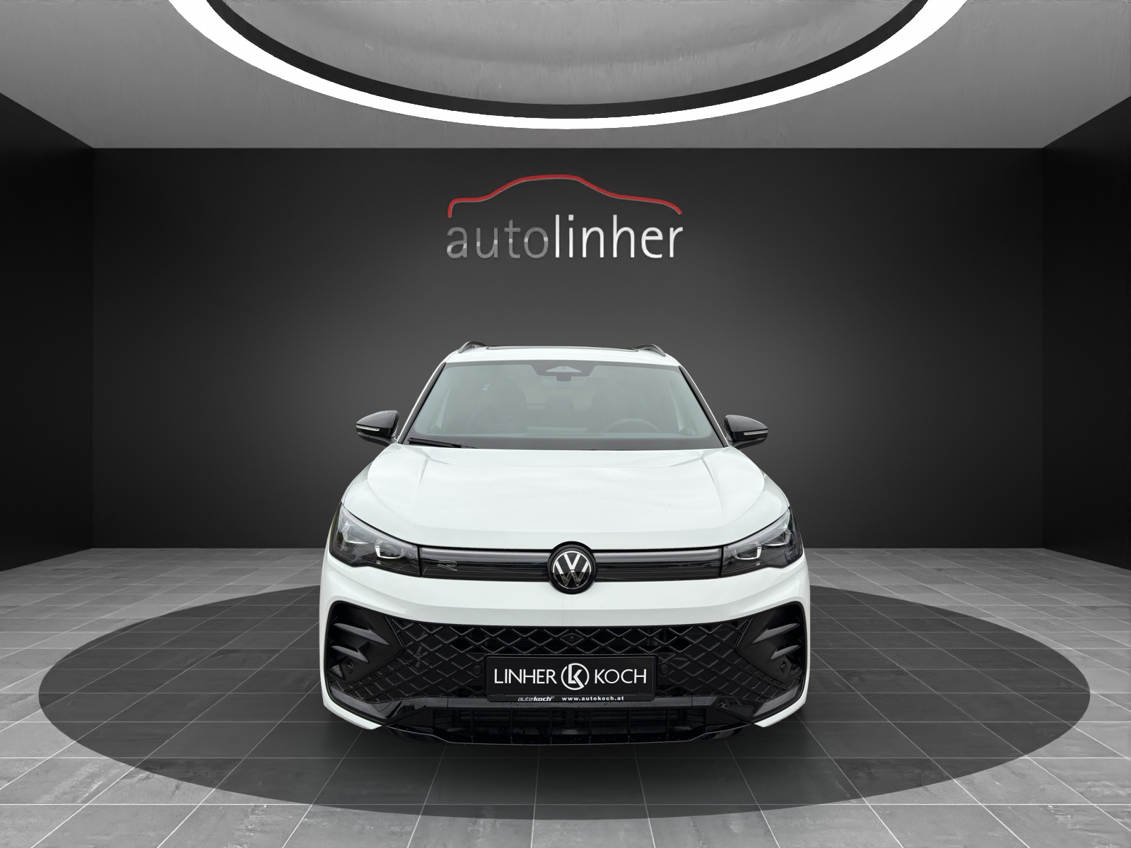 VW Tiguan 2.0 TDI SCR R-Line 4Motion DSG-image-6
