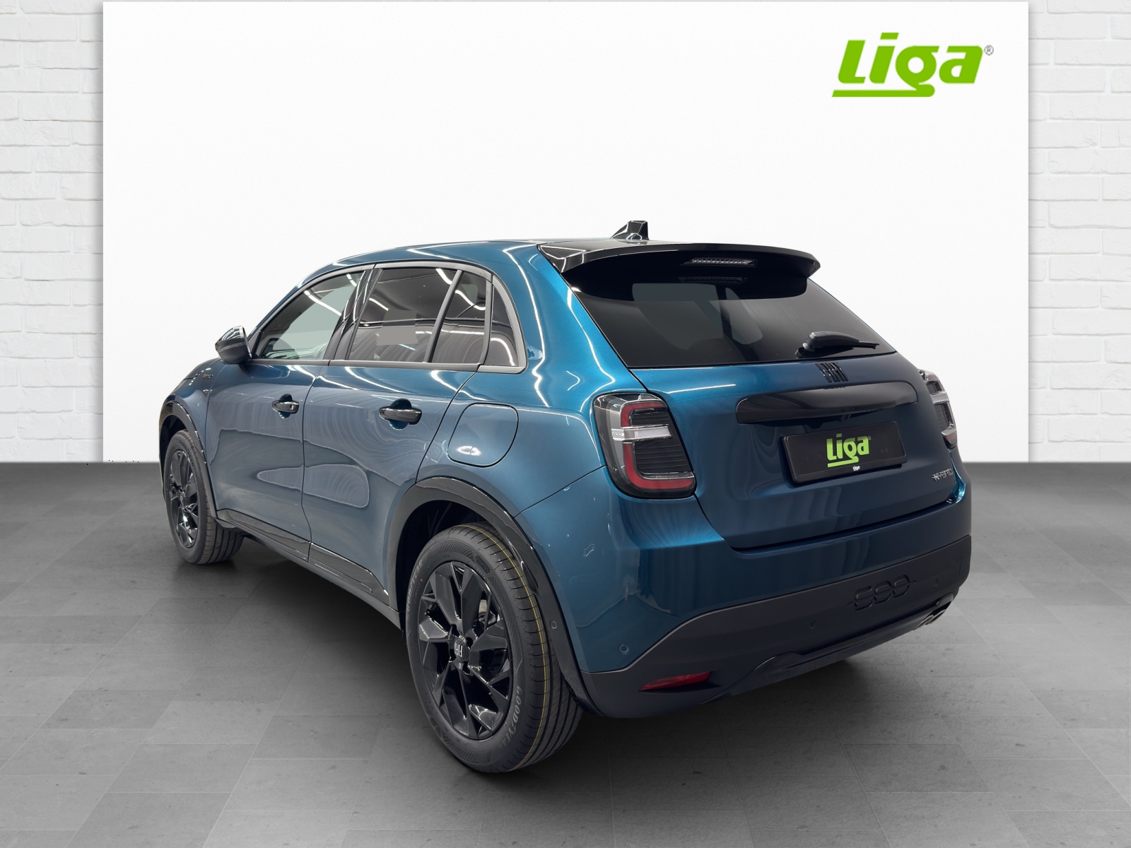 FIAT 600 1.2 Hybrid 145 Sport-image-3