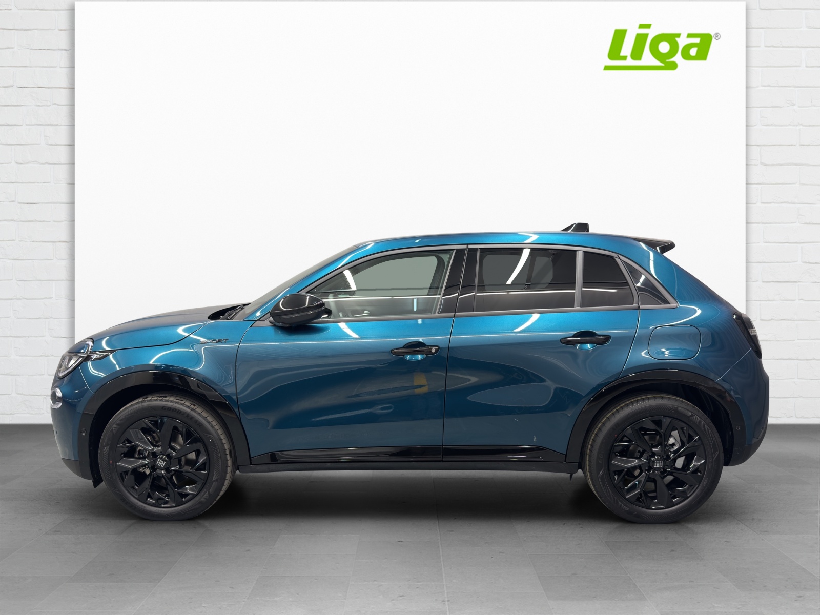 FIAT 600 1.2 Hybrid 145 Sport-image-0