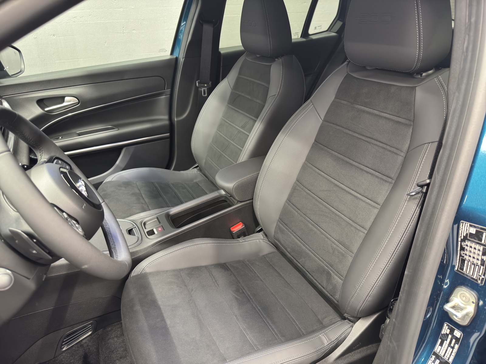 FIAT 600 1.2 Hybrid 145 Sport-image-15