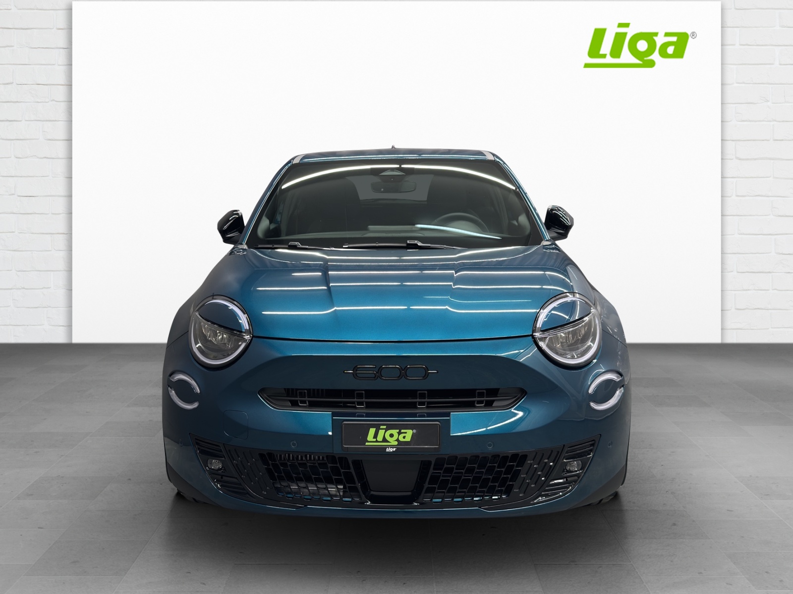 FIAT 600 1.2 Hybrid 145 Sport-image-2