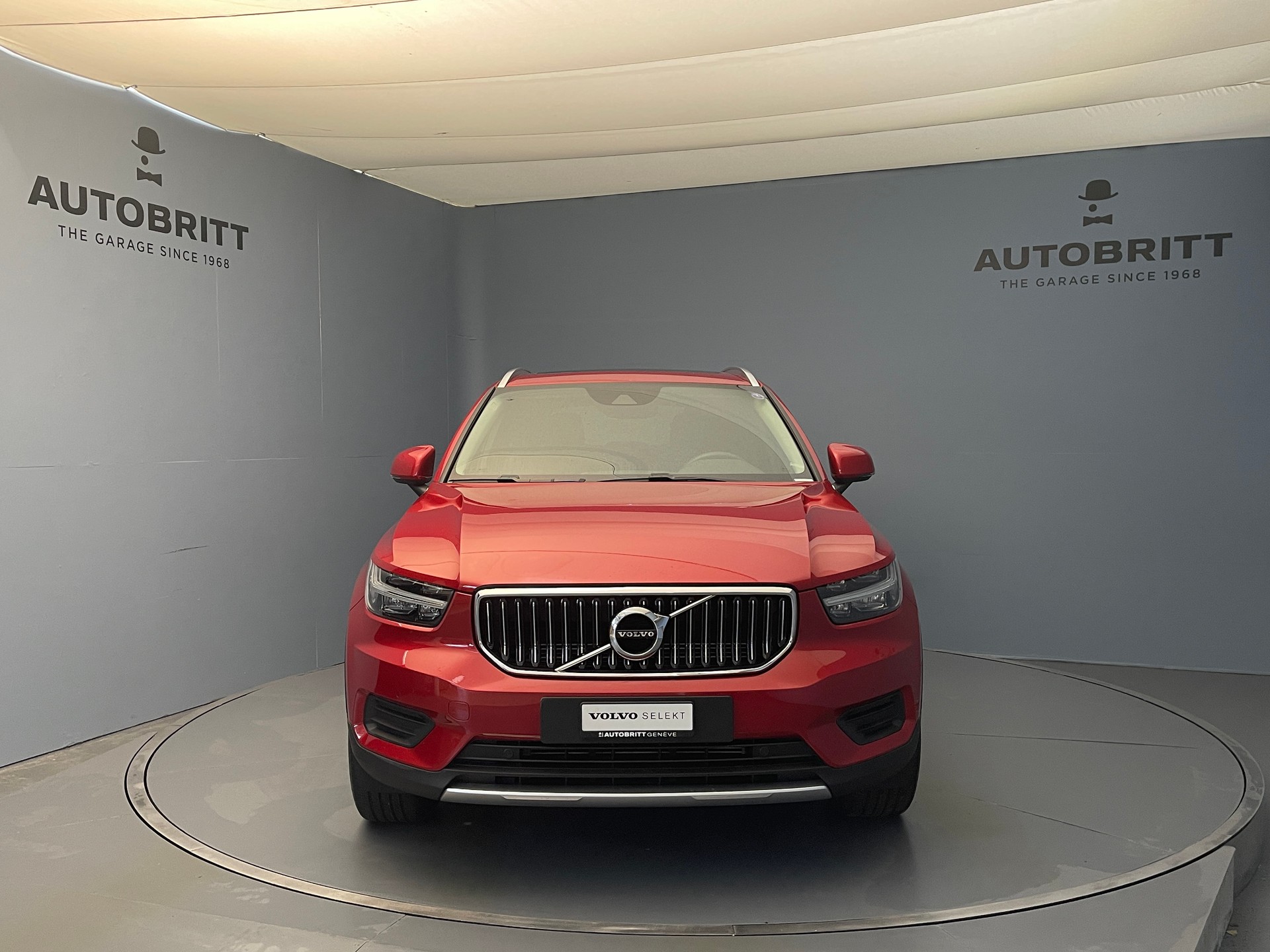 VOLVO XC40 1.5 T4 PiH Inscription Expression-image-1