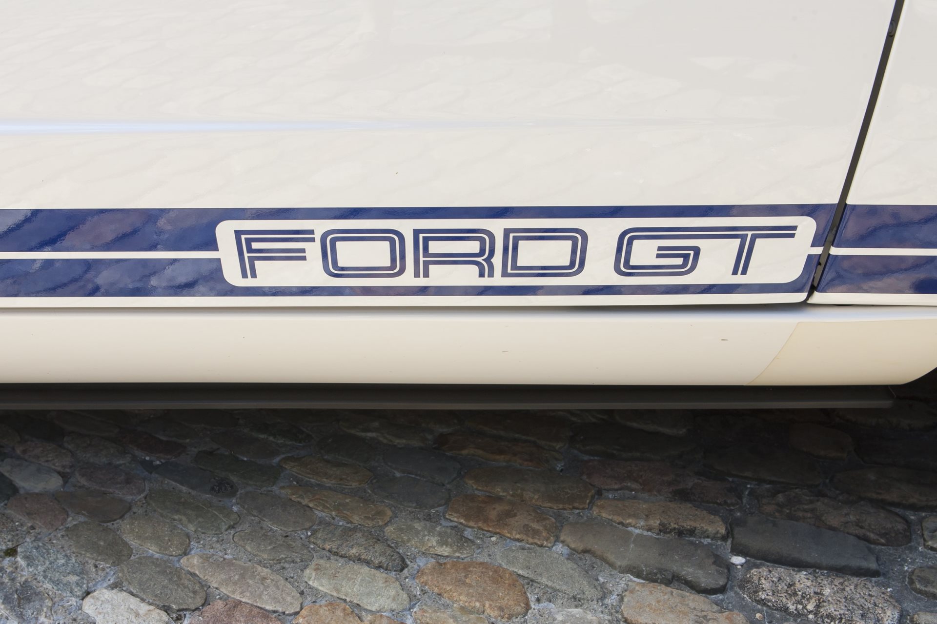 FORD GT-image-19