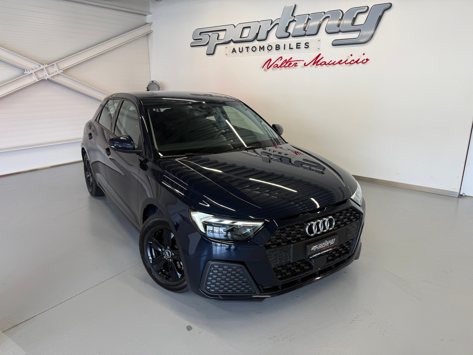 AUDI A1 Sportback 30 TFSI Attraction S-tronic-image-0