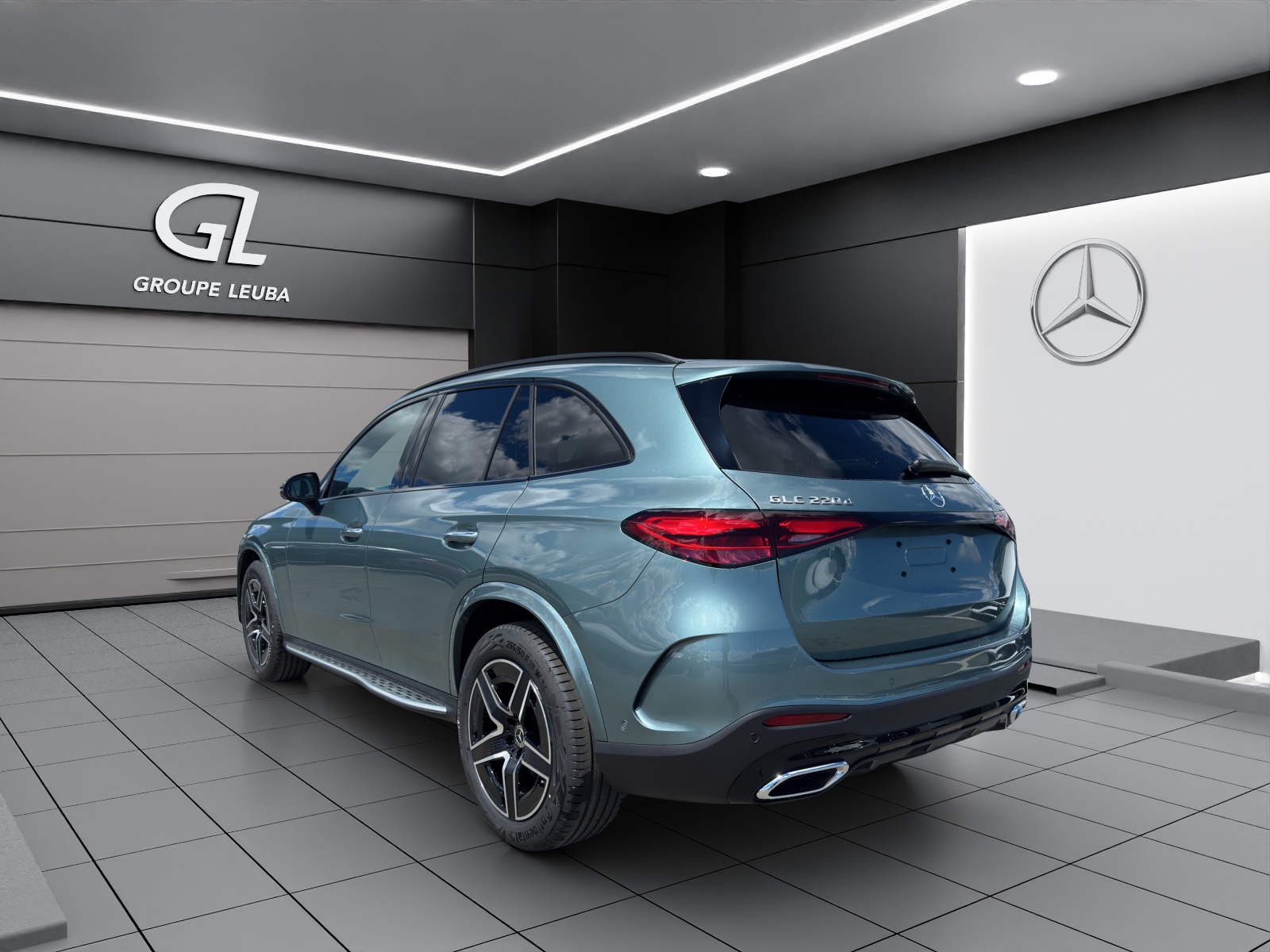 MERCEDES-BENZ GLC 220 d 4Matic 9G-Tronic-image-3