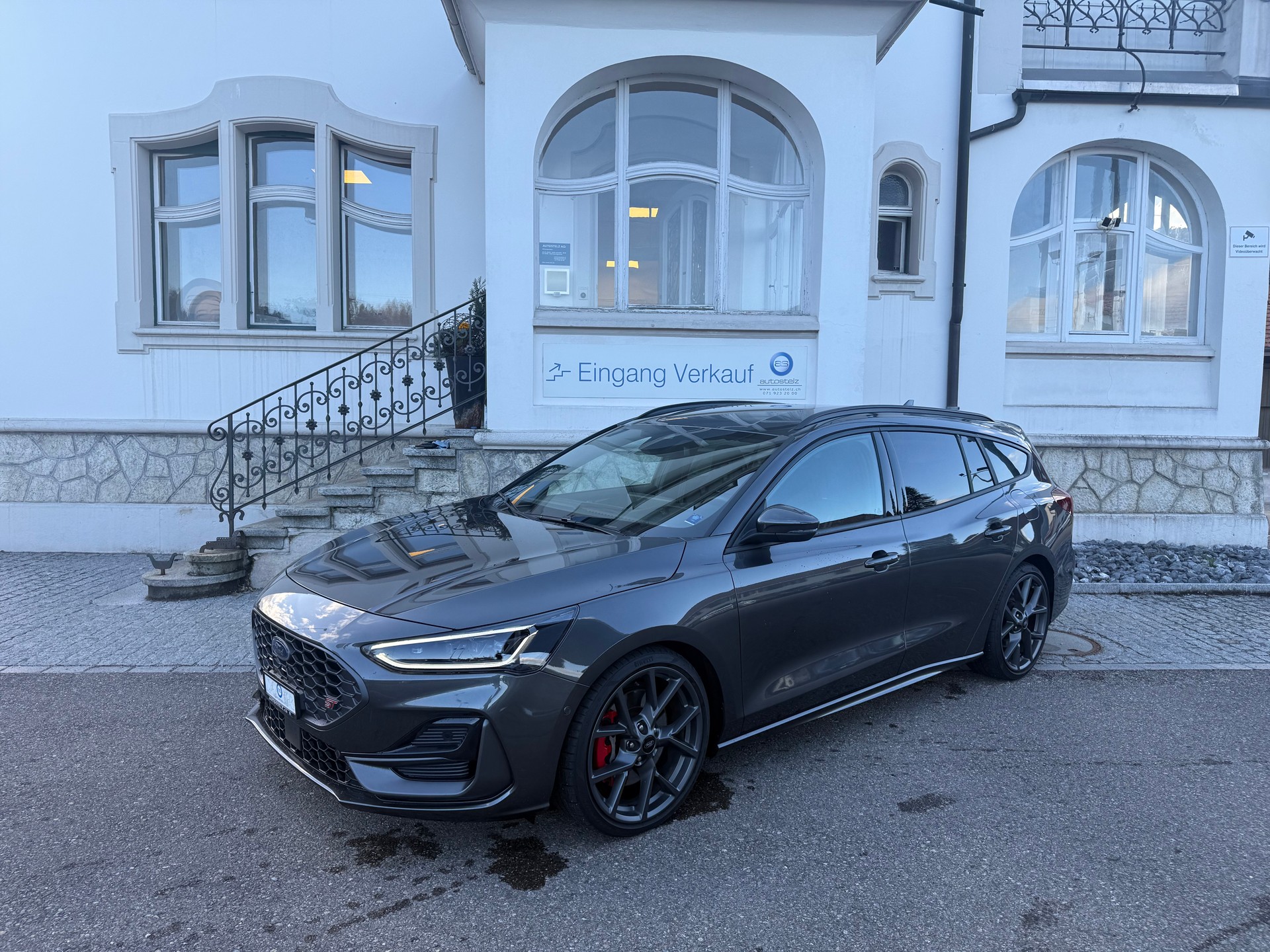 FORD Focus Station Wagon 2.3 EcoB ST X 280 PS