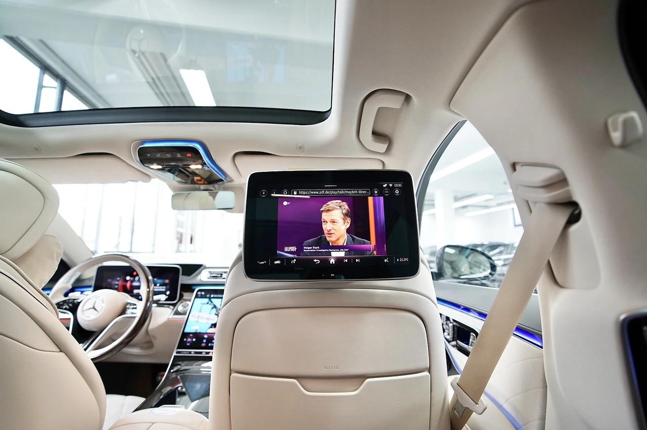 MERCEDES-BENZ S 450 L 4Matic AMG Line 9G-Tronic-image-23