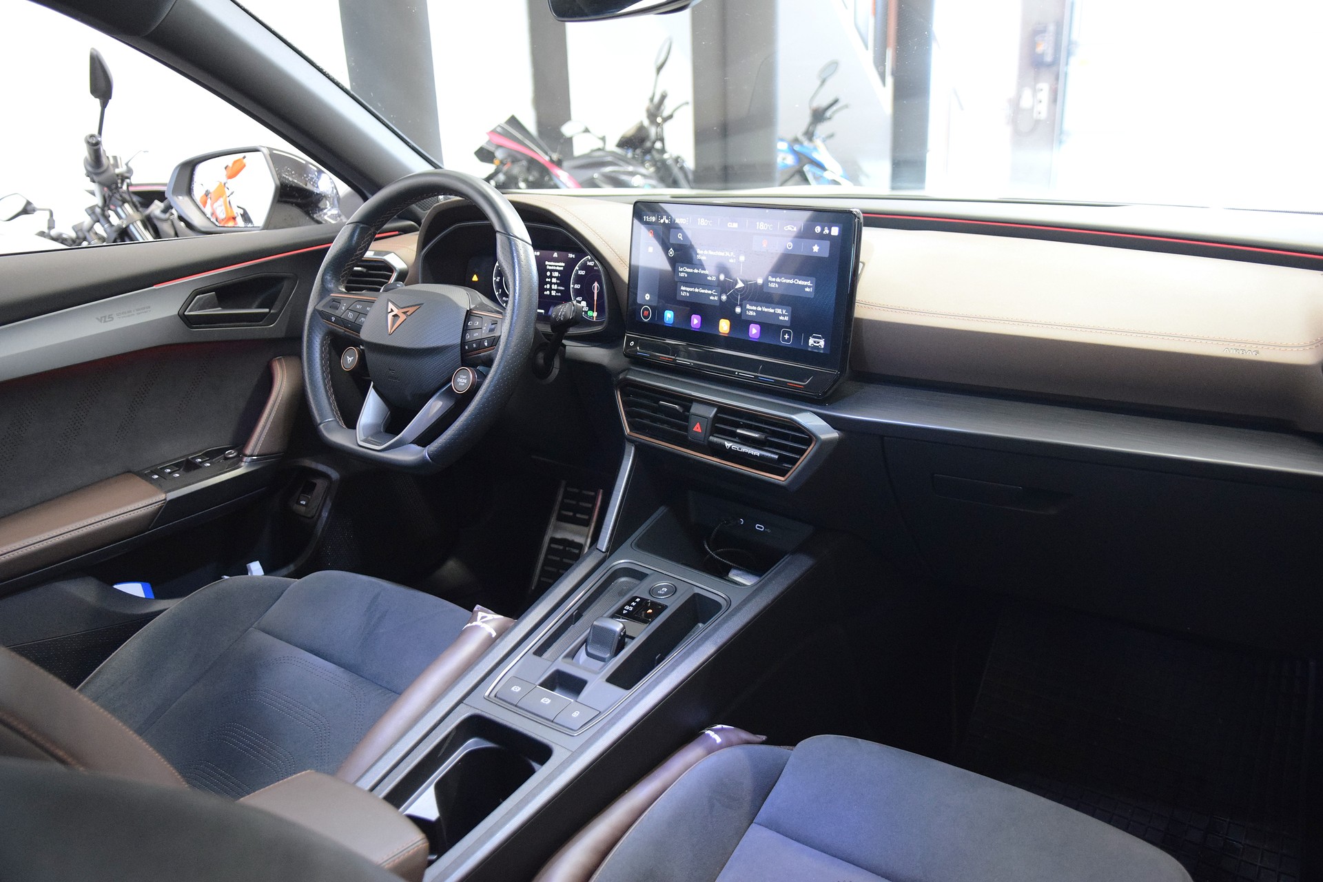 CUPRA Formentor 2.5TSI VZ5 Taiga Grey 4Drive DSG-image-11