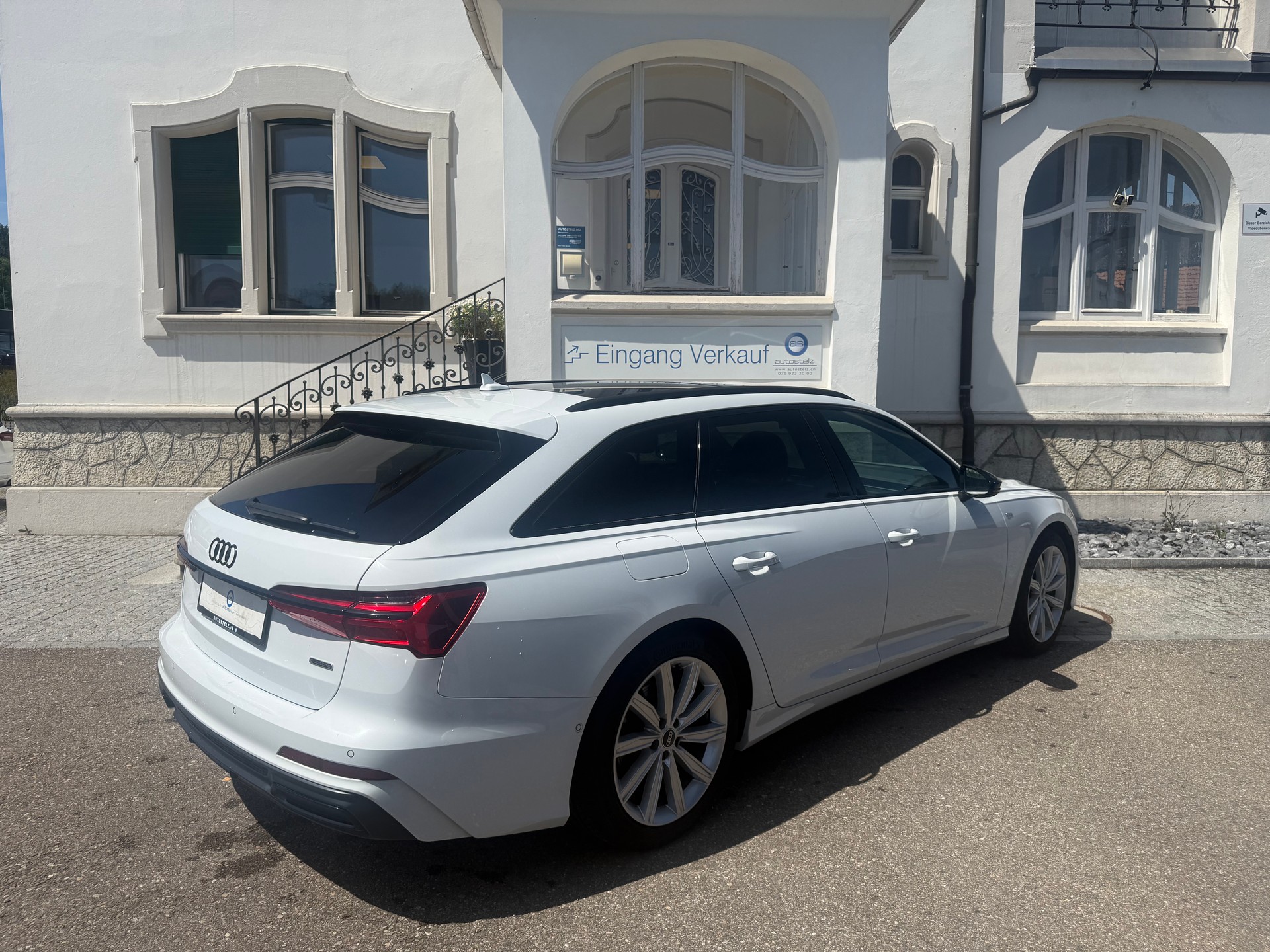 AUDI A6 Avant 2.0 45 TFSI Sport quattro S-Tronic-image-4