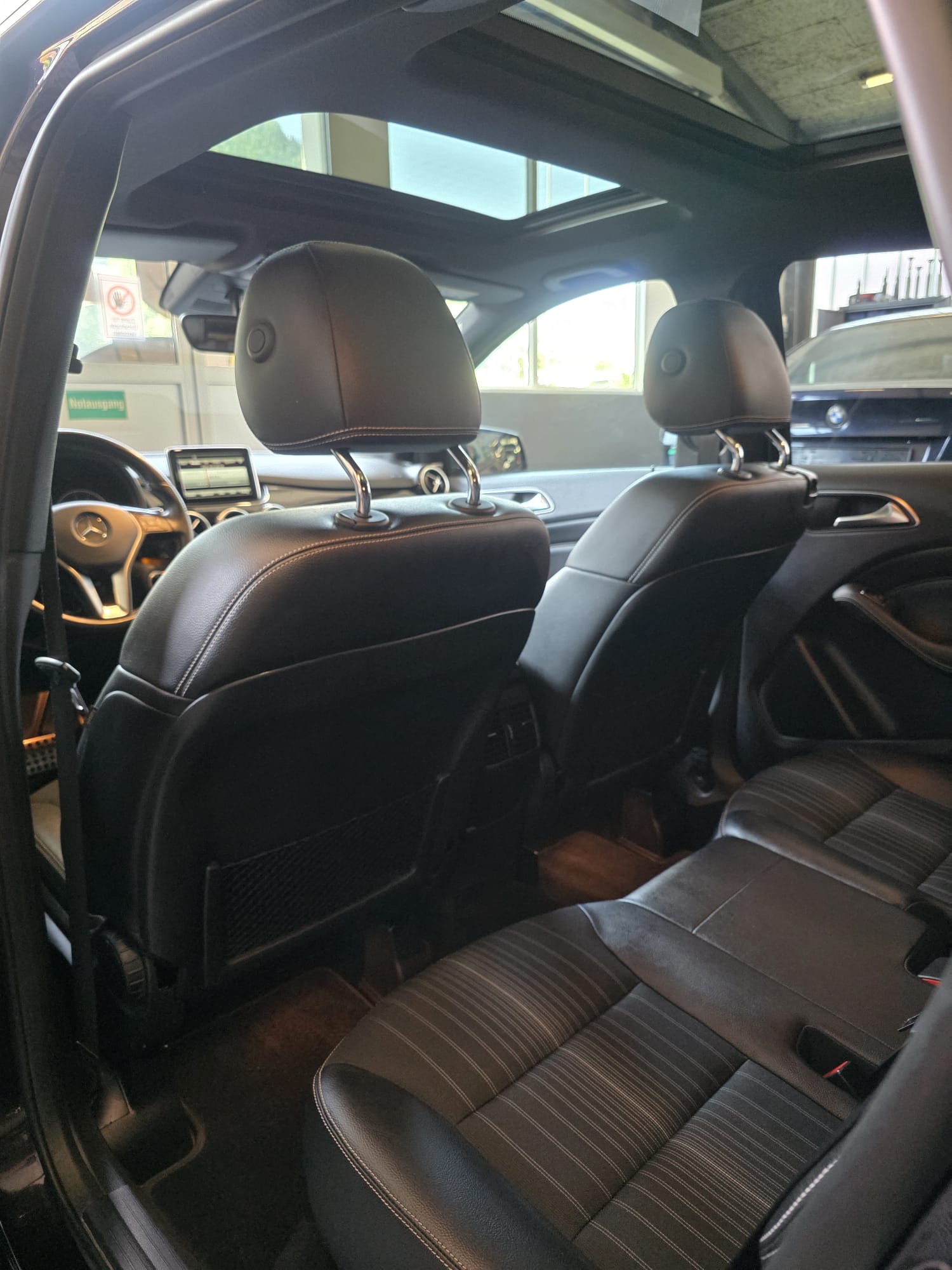 MERCEDES-BENZ B 220 4Matic 7G-DCT-image-11
