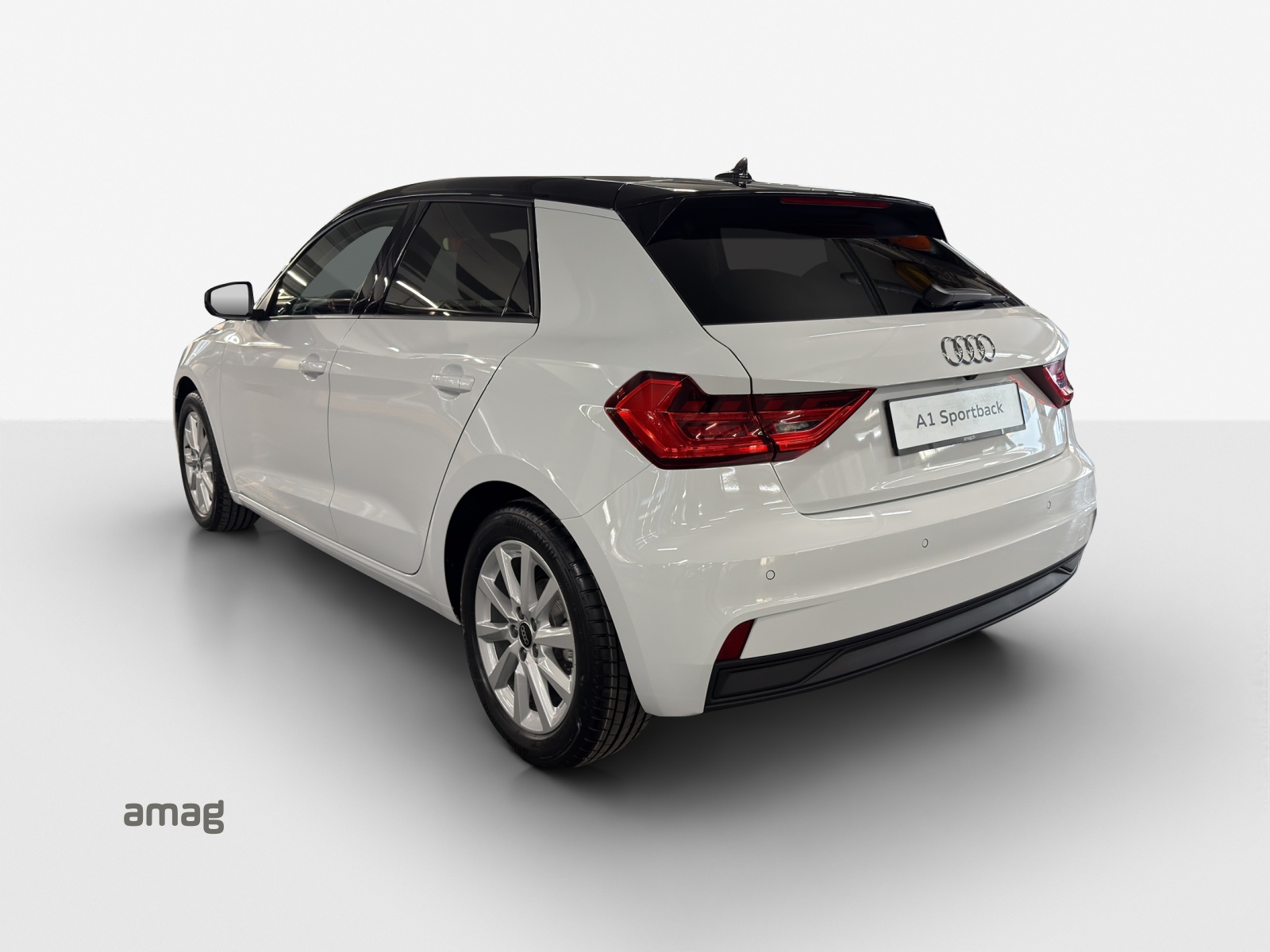 AUDI A1 Sportback 30 TFSI S Line Attraction S-tronic-image-2