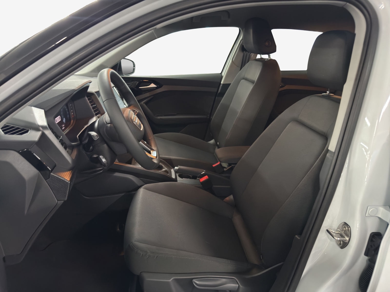 AUDI A1 Sportback 30 TFSI S Line Attraction S-tronic-image-7