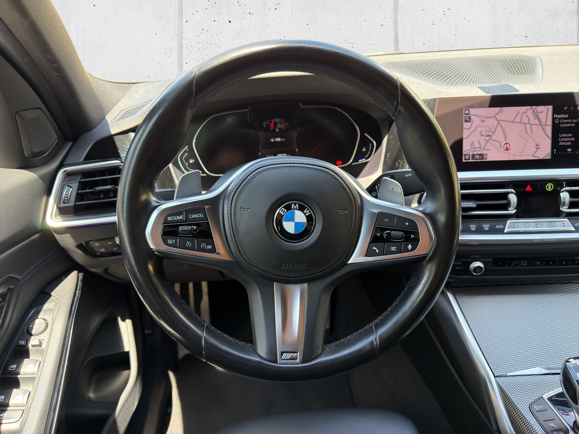 BMW 320i xDrive Steptronic M Sport-image-13