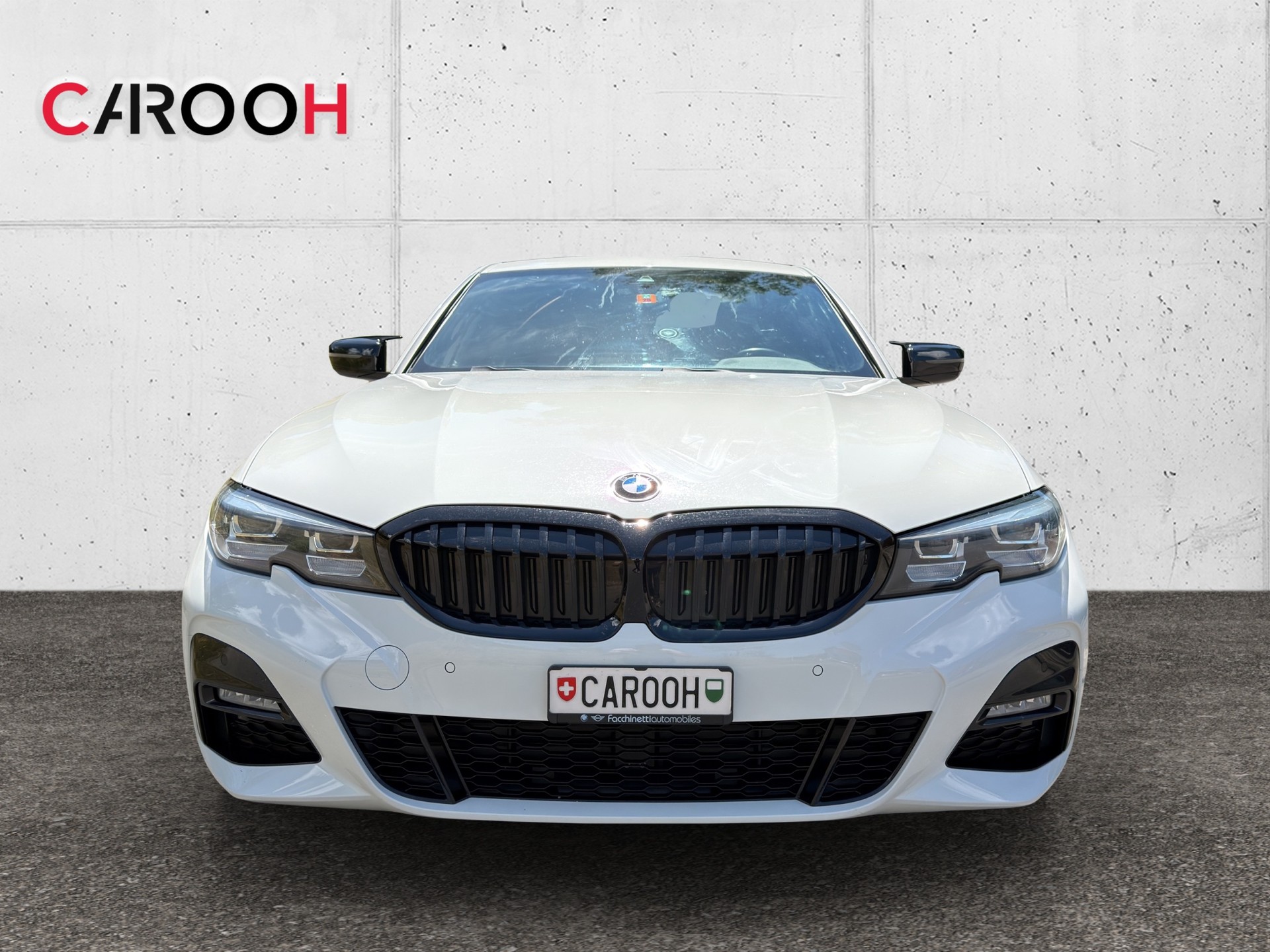 BMW 320i xDrive Steptronic M Sport-showroom-element-1