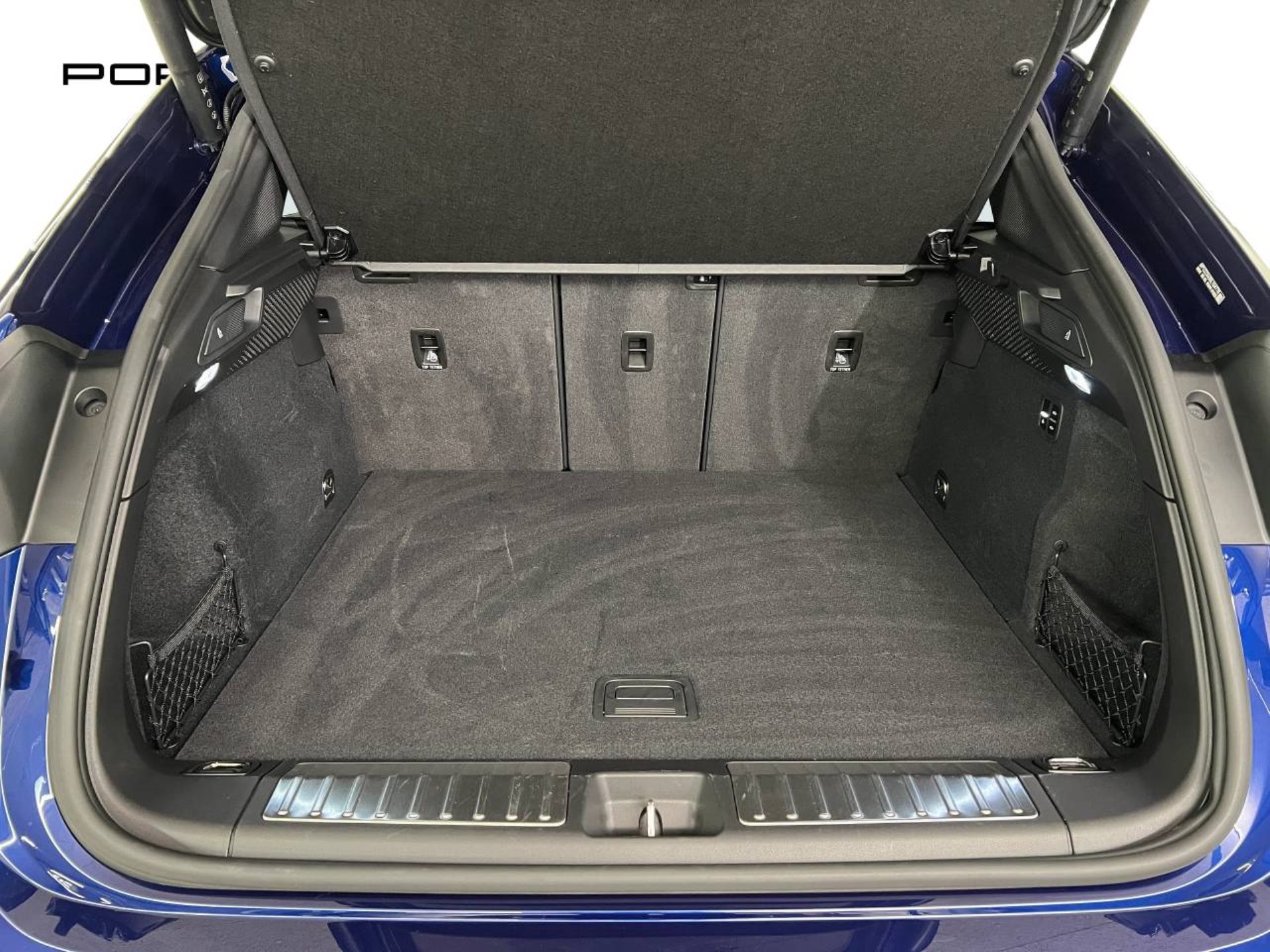 PORSCHE Macan 4S-image-14
